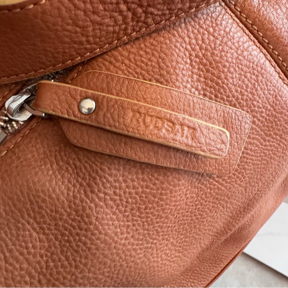 RUDSAK Genuine Leather Ladies Satchel Hand bag Shoulder bag in Brown. - Picture 5 of 16
